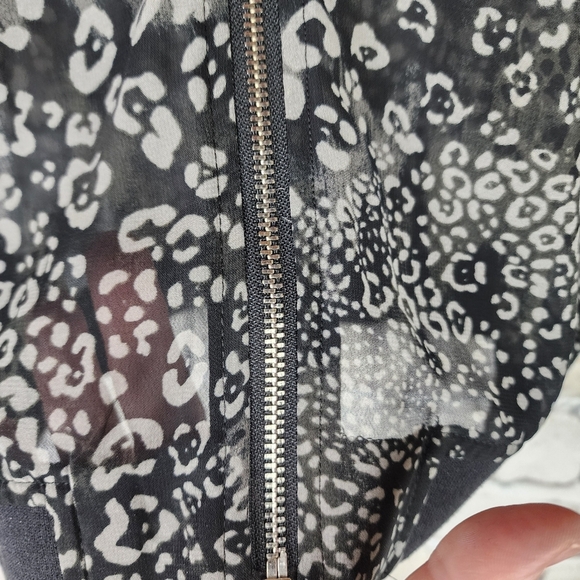 Juicy Couture Viva Luxe Zip Front Jacket Sheer Leopard Print Black Size XS - Picture 8 of 12